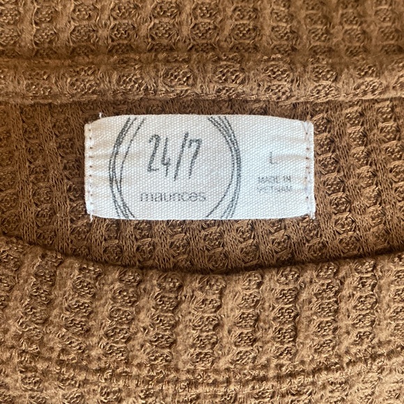 Maurices 24/7 | Waffle Textured Light Brown Long Sleeve Blouse | Size Large - Picture 4 of 4